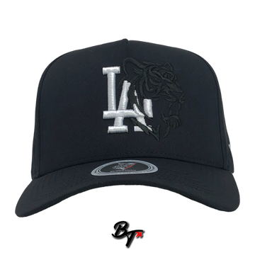 BlackTiger in LA 5panel Snapback Cap